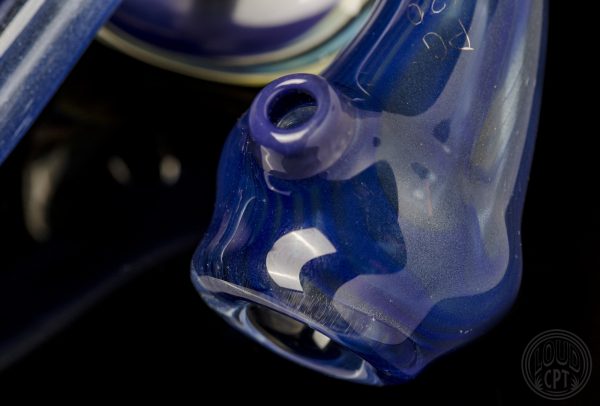 Praxis Glass - Blue Grain Sherlock Close Up of Mouth Piece